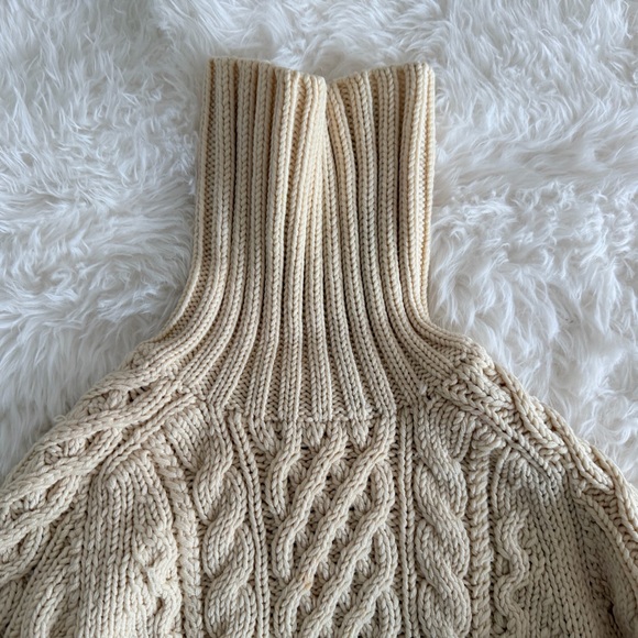 J Crew Handknit Cable Knit Cream Sweater - Picture 2 of 8